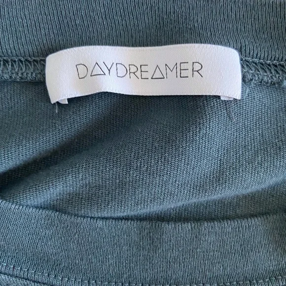 Daydreamer Def Leppard Crop Long Sleeve Tee - Picture 7 of 9
